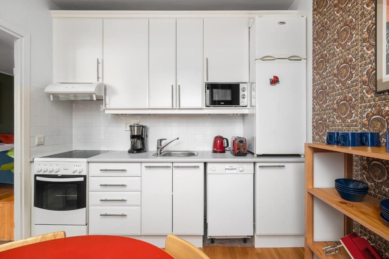Wehost Spacious Traveller'S Hq Above Metro @Vilhonvuorenkuja 16 Apartment Helsinki Exterior foto