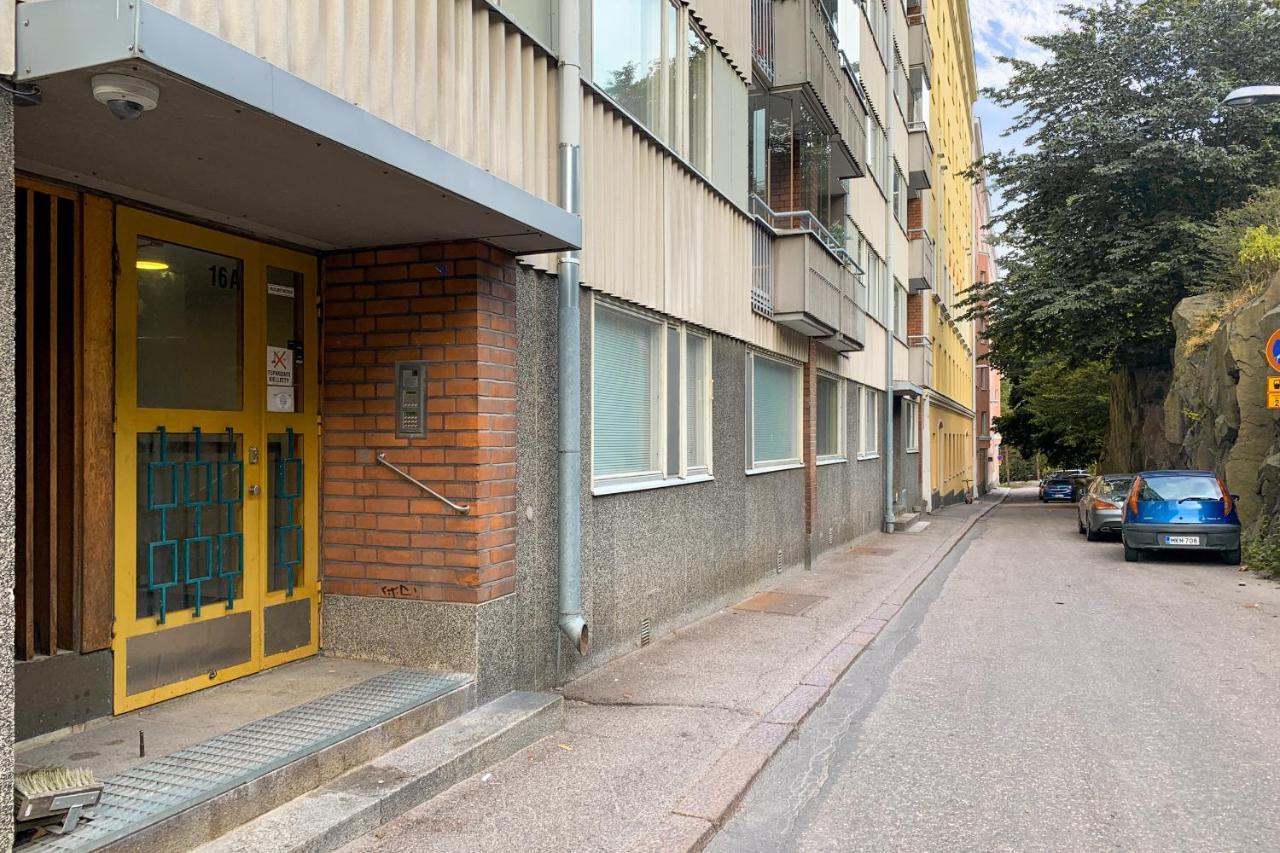 Wehost Spacious Traveller'S Hq Above Metro @Vilhonvuorenkuja 16 Apartment Helsinki Exterior foto